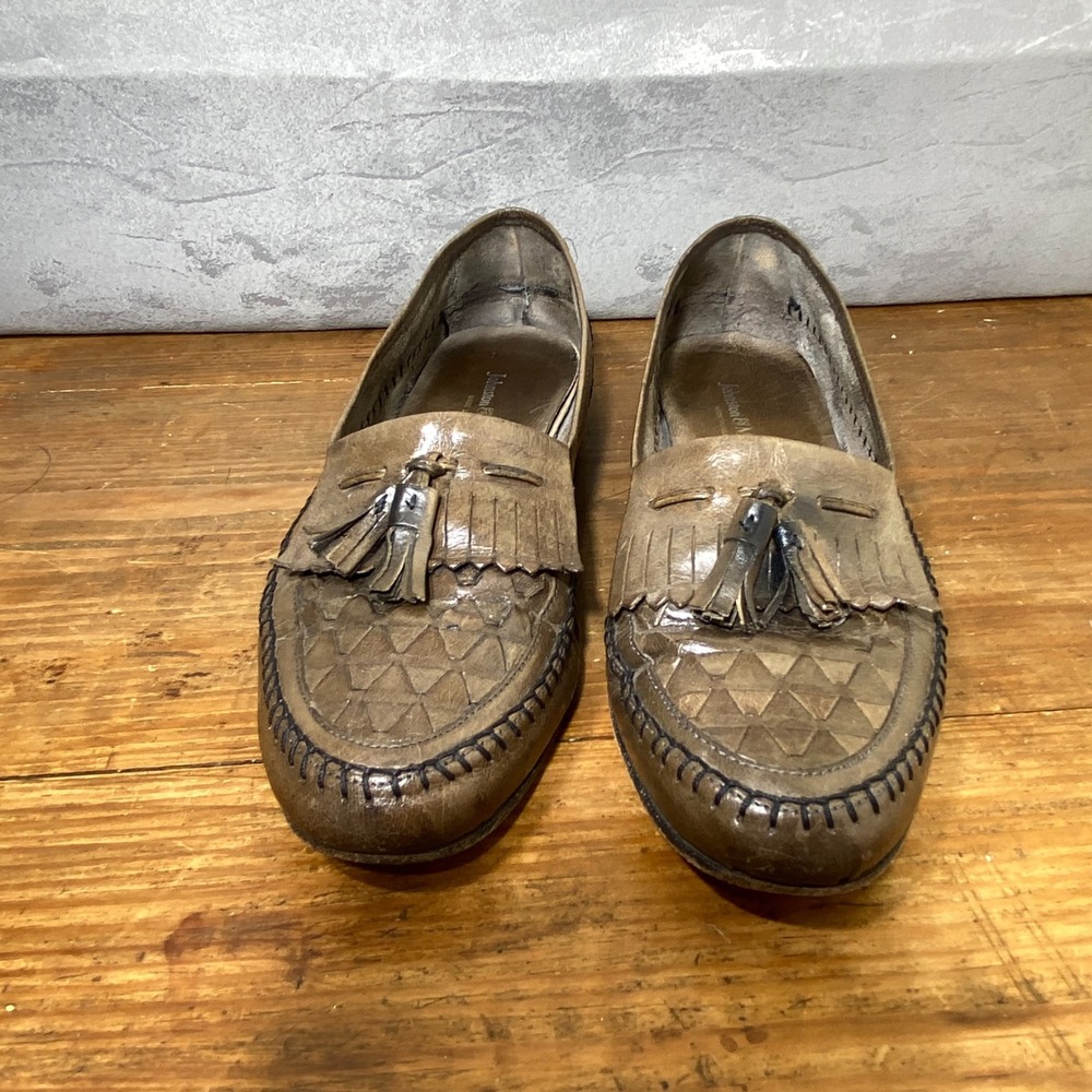 Johnston & Murphy Womens 9M Italian Leather Tassel Kiltie Loafers Taupe Brown